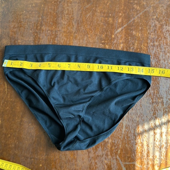 Pair Nordstrom Rack Black Bikini Panties Size Large - Picture 4 of 8